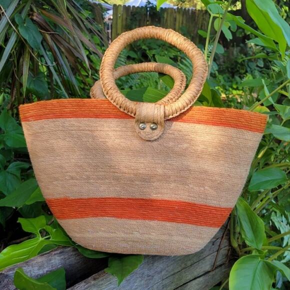 Flower Accent Straw Woven Wicker Bag Boho Beach Vacation Summer - Picture 6 of 9